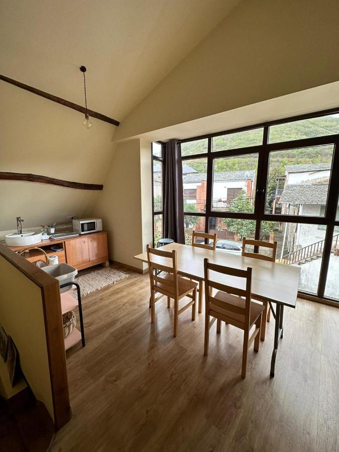 Albergue De Peregrinos Compostela 몰리나세카 외부 사진
